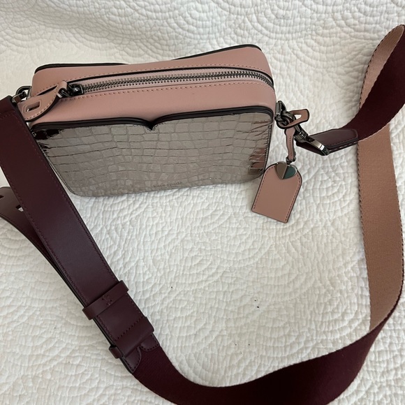 Kate Spade Pale Pink and Silver Leather Crossbody with pink/maroon strap - Picture 5 of 11